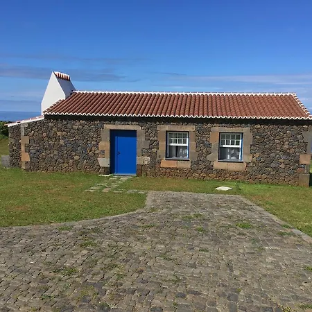 Pico Da Vigia Aldeamento Turístico