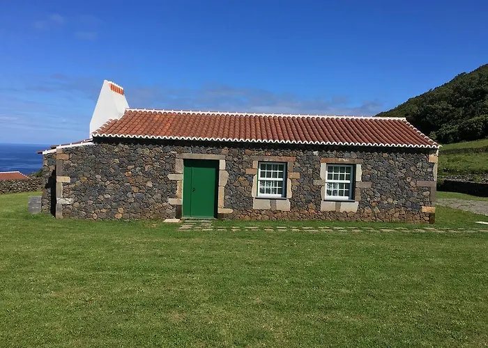 Pico Da Vigia Tatil parkı Santa Bárbara