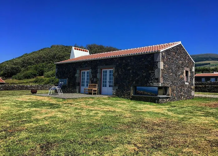 Pico Da Vigia 假日公园